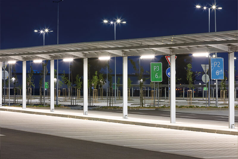 Straßen, Wege & Infrastruktur